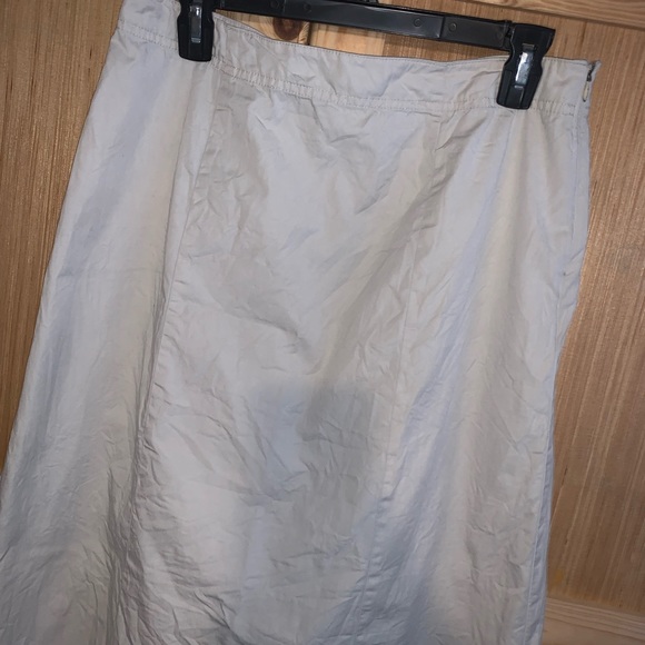 Basic Editions modest khaki skirt size 8 - Picture 2 of 3